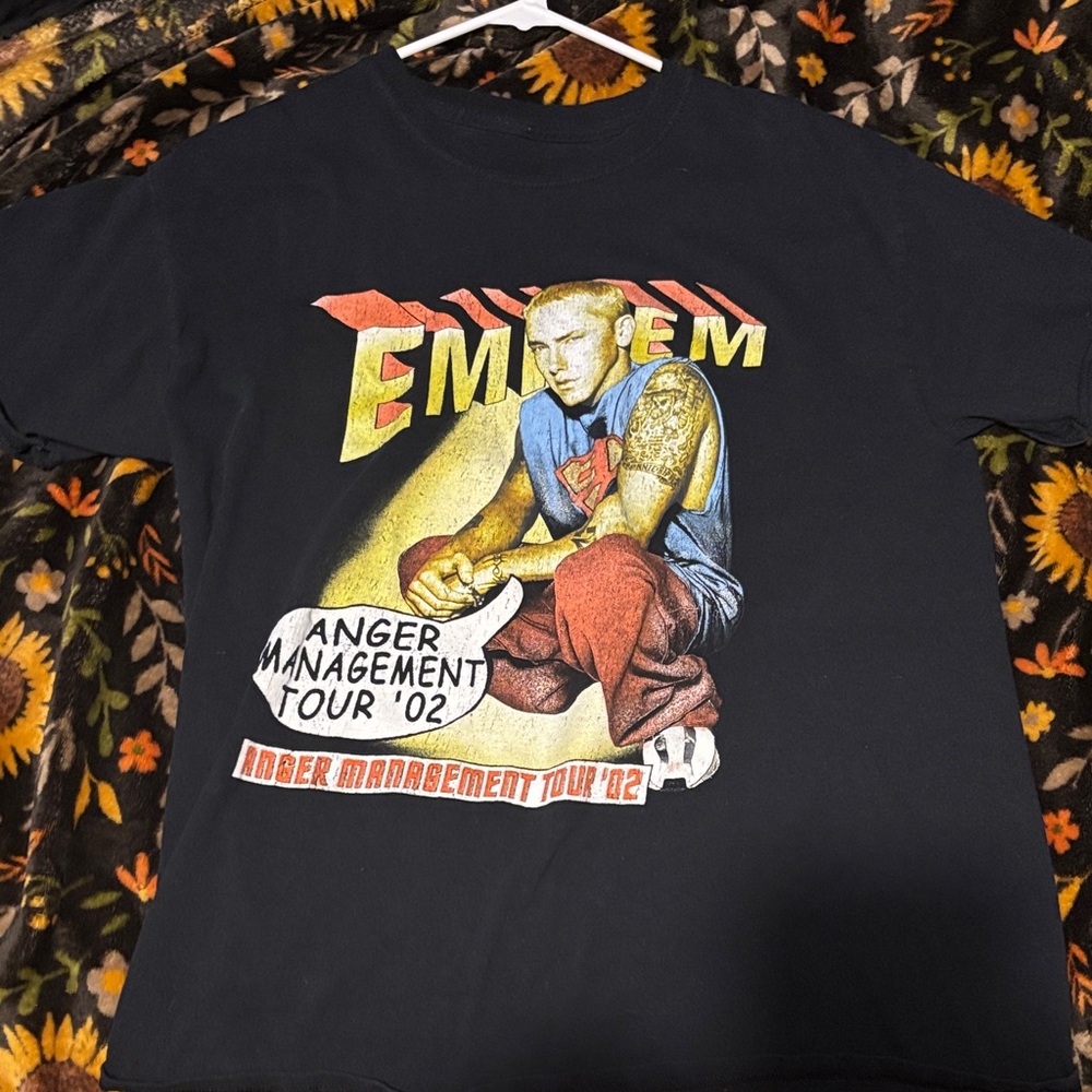 LG Black Graphic Eminem anger management tour 02 Tee with Colorful Design
